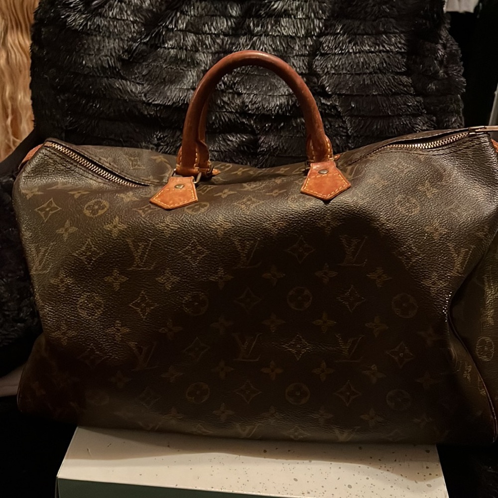 Authentic Louis Vuitton Speedy 40( retired ) my favorite❤️ - Picture 4 of 14